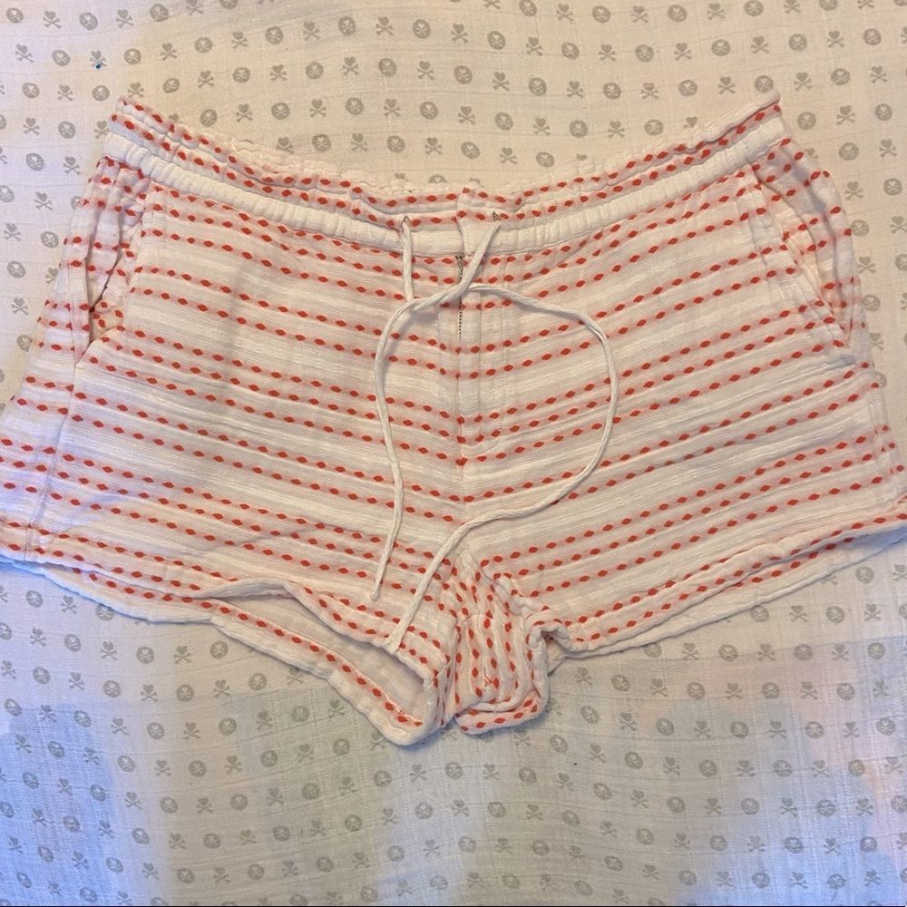 Lou & Grey LOFT White Woven Shorts M